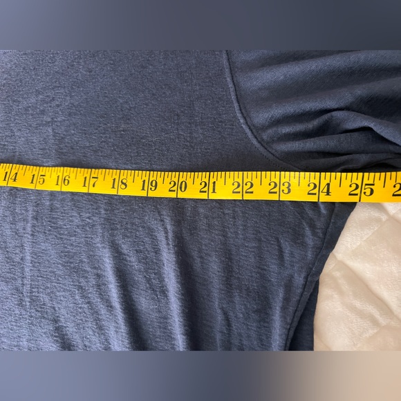 GAP women’s Long Sleeve Navy Tee NWT XXL - Picture 9 of 10